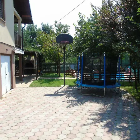 Сasa de vacaciones Away From